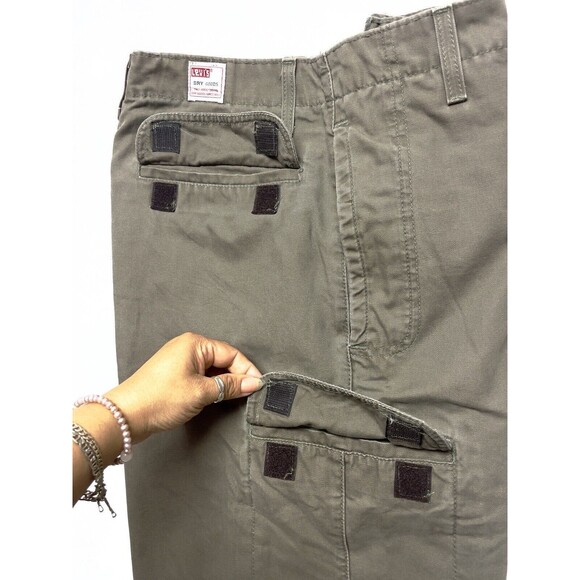 Vintage Levi's Dry Goods Men's Cargo Shorts Size 32 - Picture 9 of 11